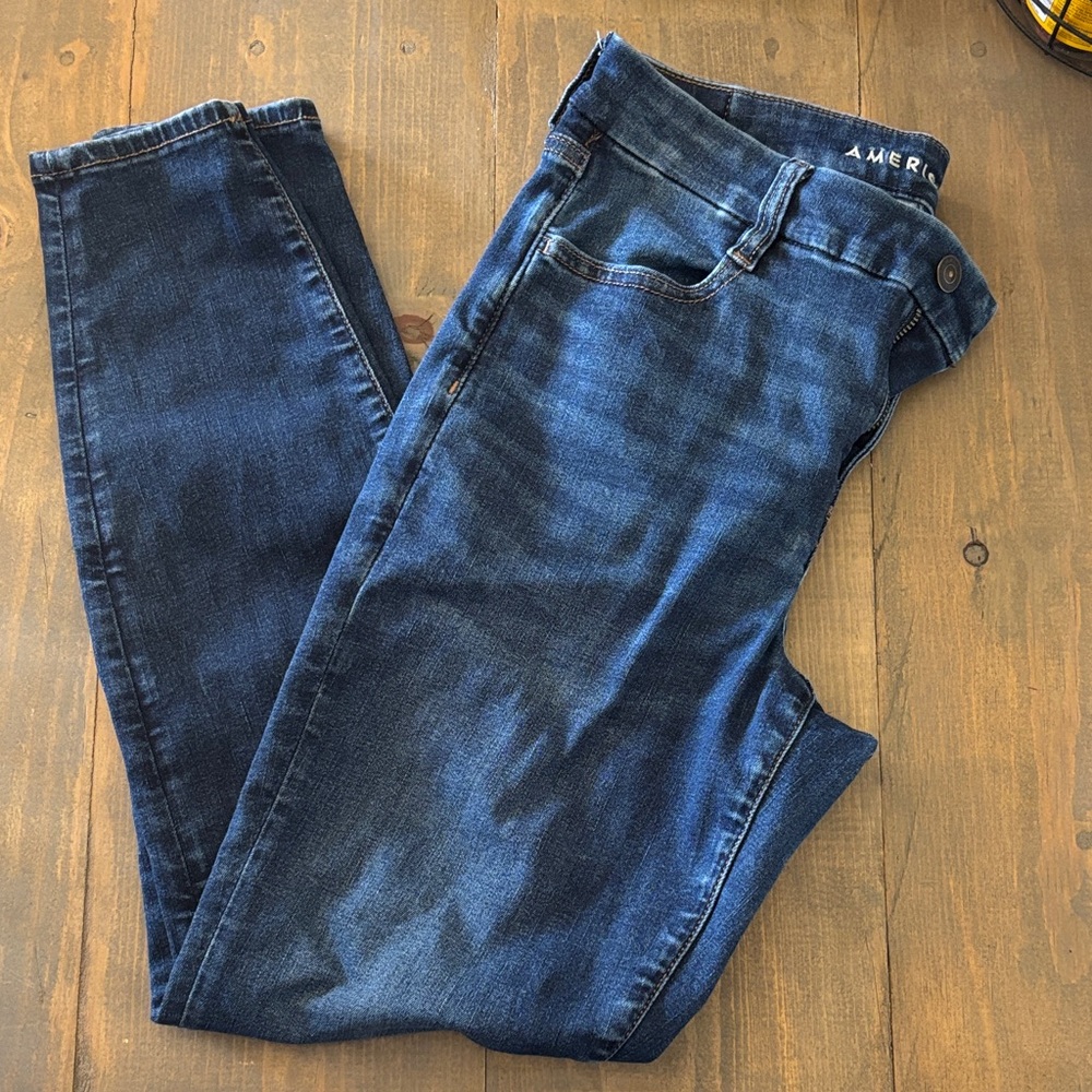 American Eagle Curvy High Rise Jeans